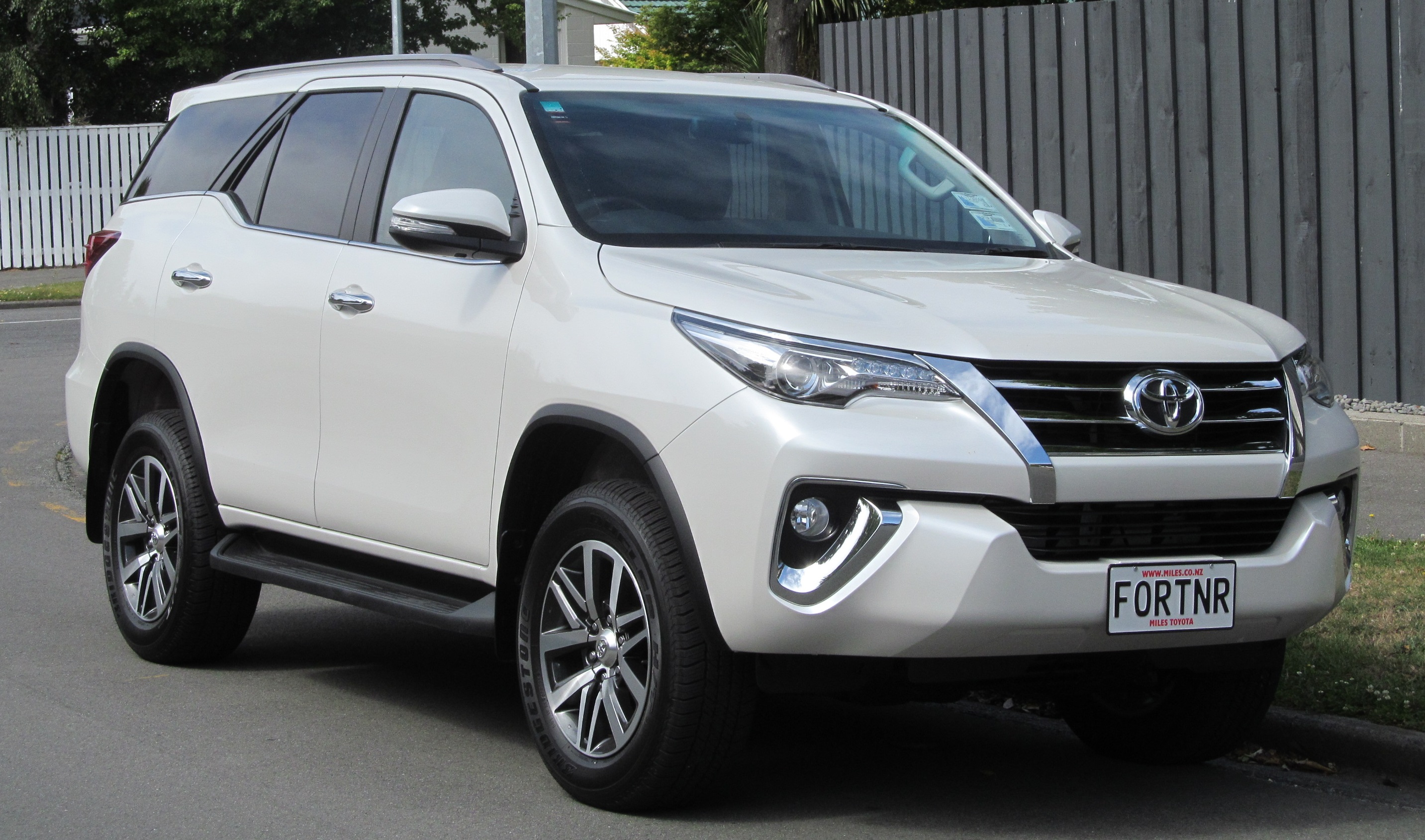 Toyota Toyota Fortuner
